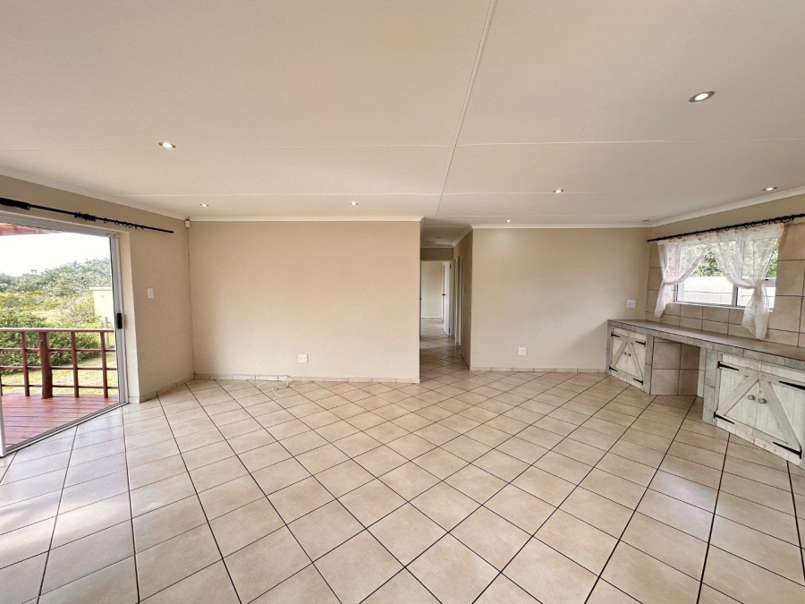 3 Bedroom Property for Sale in Kidds Beach Eastern Cape